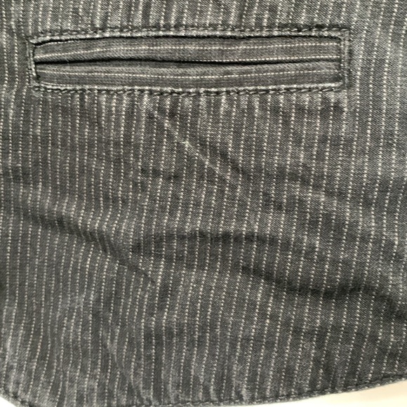 Boys H&M Pin Stripe Vest Size 11-12 EUC - Picture 3 of 8